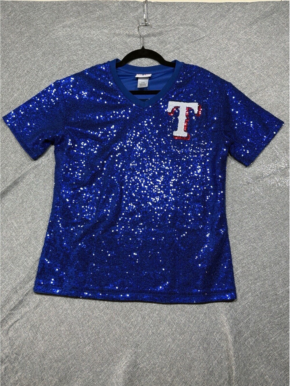 Woman’s Size Large Texas Rangers Jersey Style Shirt With Seager On The Back